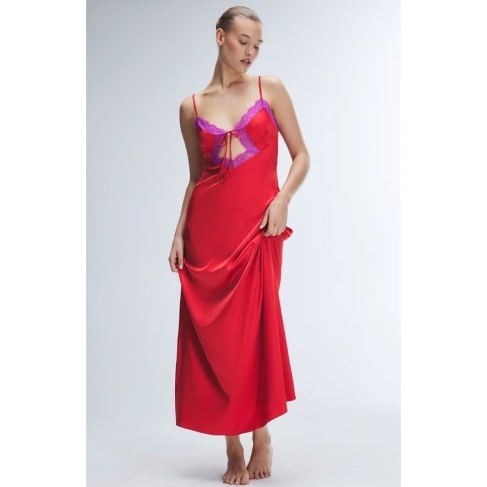 NWT Limited Edition Savage X Fenty Slip Dress
